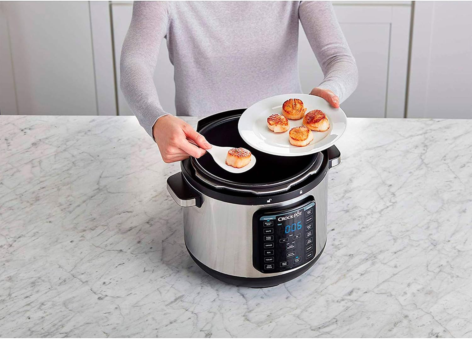 Crock-pot 8-Quart Multi-Use XL Express Crock Programmable Slow Cooker with Manual Pressure, Boil & Simmer with Extra Sealing Gasket, Stainless Steel
