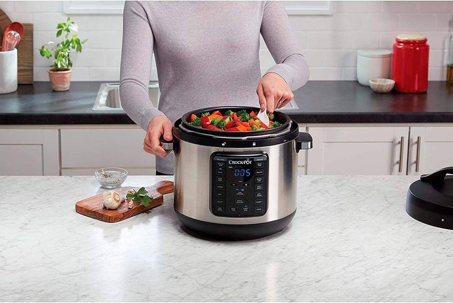 Crock-pot 8-Quart Multi-Use XL Express Crock Programmable Slow Cooker with Manual Pressure, Boil & Simmer with Extra Sealing Gasket, Stainless Steel