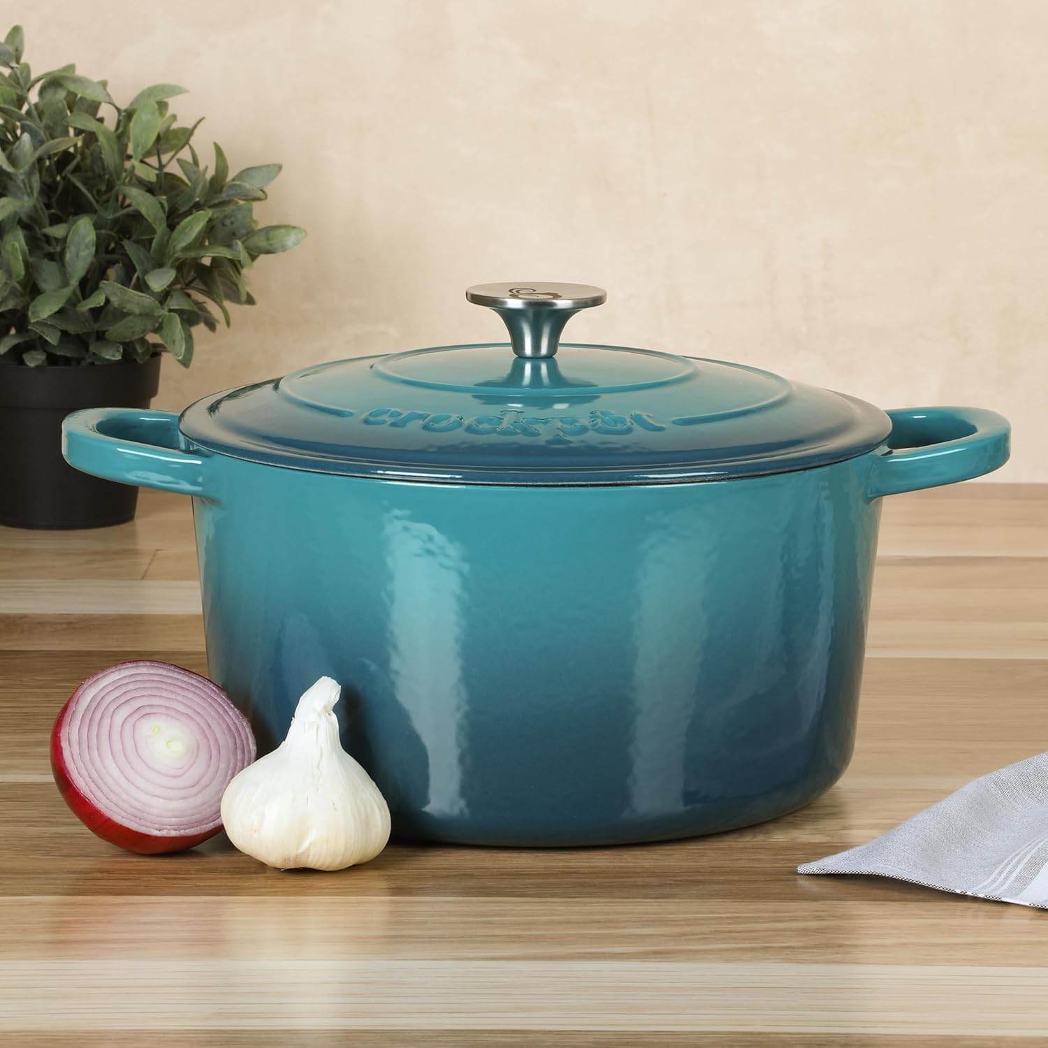 Crock-Pot Northvale Cast Aluminum Lightweight Durable 5.2 Quart Heavy Duty Dutch Oven Pot With Lid, Oven Safe, Dual Handles - Matte Sage Green